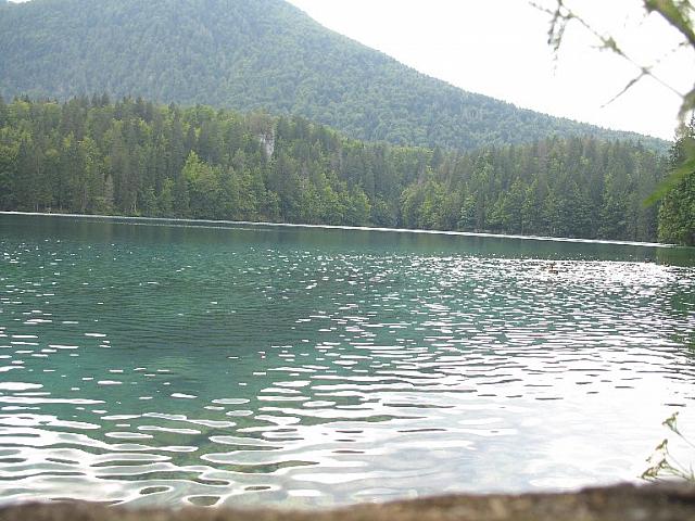 img09