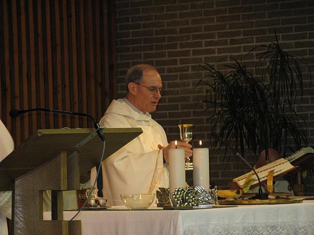 img35
