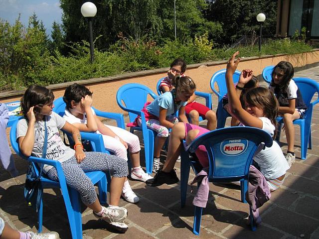 img09