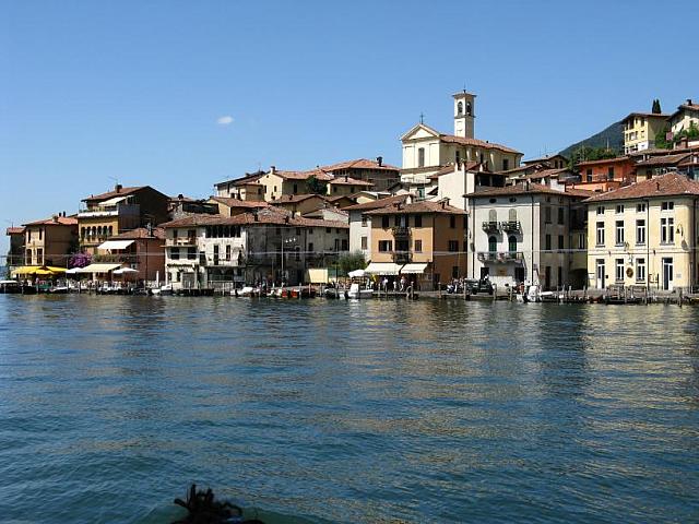 img09