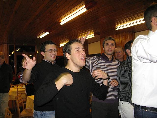 img76